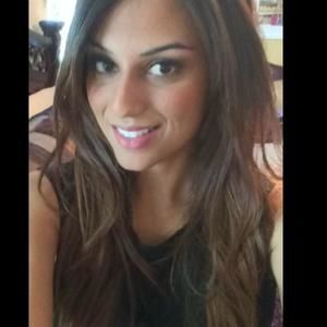 Meet your Posher, Amna